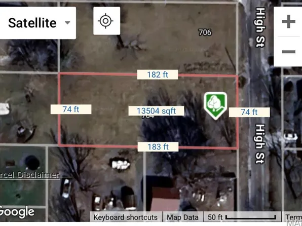 704 High St, Jerseyville, IL 62052