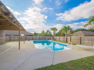 5911 Pescara Dr, Pace, FL 32571