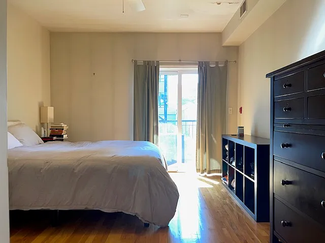 416 Monroe St #1R — Photo 9