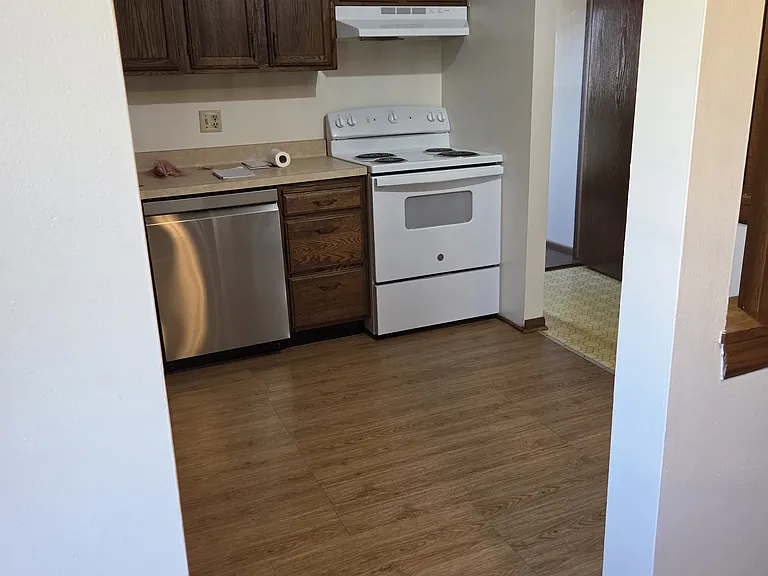 12881 W Hampton Ave — Photo 3