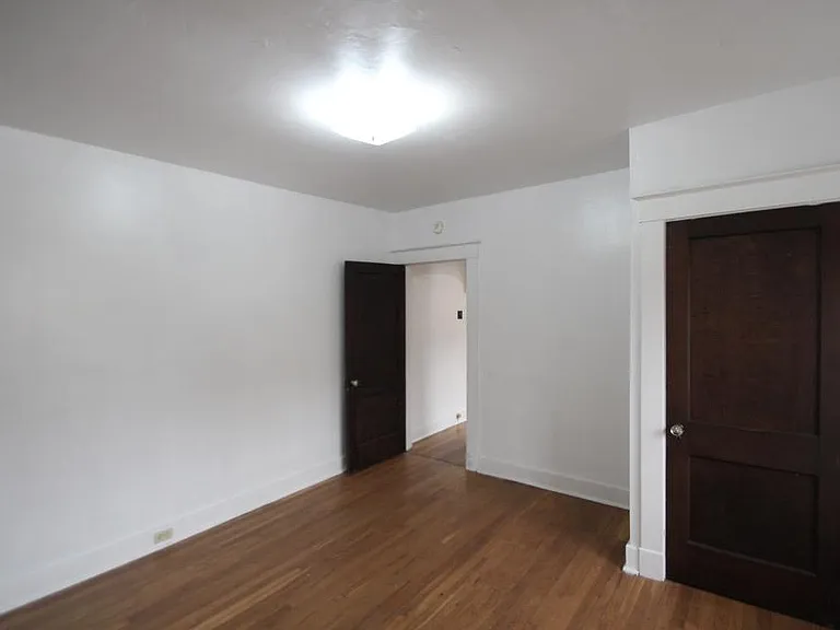 311 Franklin Ave #3 — Photo 9