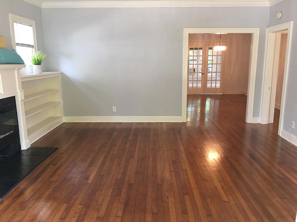 1st image of 123 E Norwood Ct #1