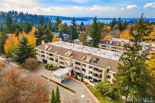 1st image of 401 100th Ave NE APT 310