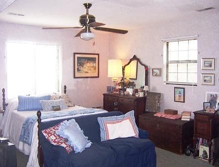 5th image of 302 N Carolina Ave
