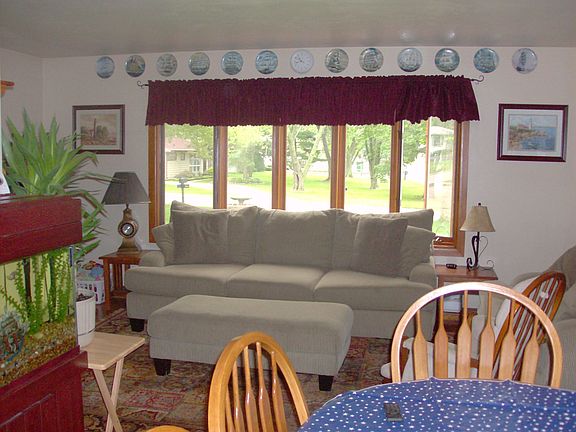 Living Room/dining combined