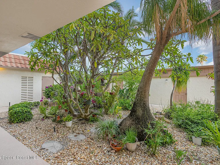 200 S Banana River Blvd #2302 — Photo 2