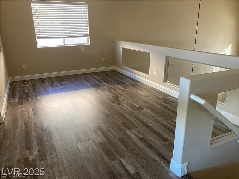 3120 Whispering Canyon Ct — Photo 20