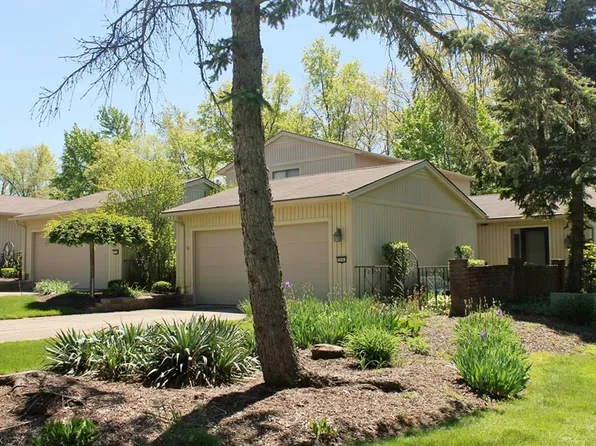 19341 Idlewood Trl #174, Strongsville, OH 44149