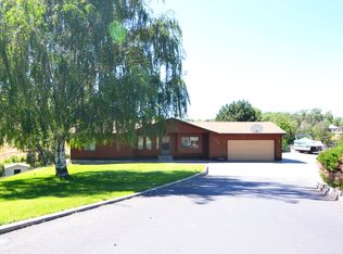 415 S Green Pl, Kennewick, WA 99336