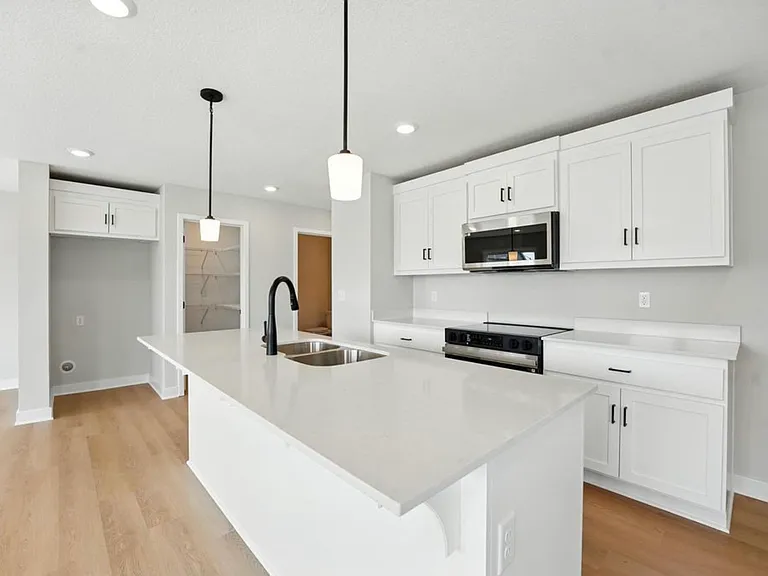 19703 W 195th Pl — Photo 9