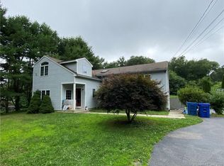 848 Vauxhall Street Ext, Waterford, CT 06385