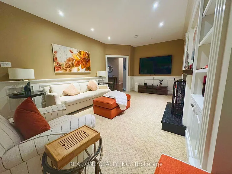 2361 Silverwood Dr — Photo 20