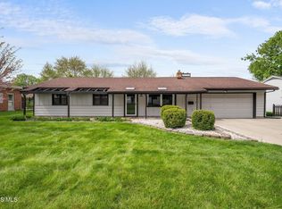 2258 Heatherwood Dr, Toledo, OH 43614