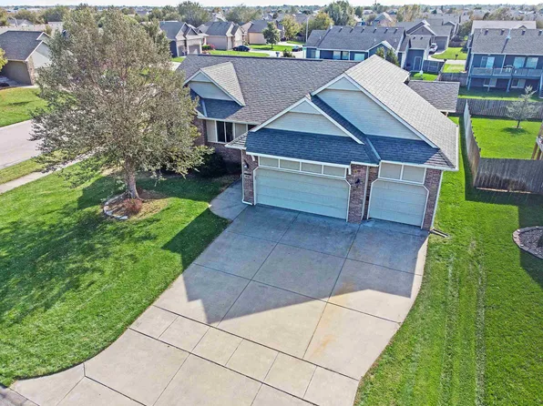 4043 N Westbrook Ct, Maize, KS 67101