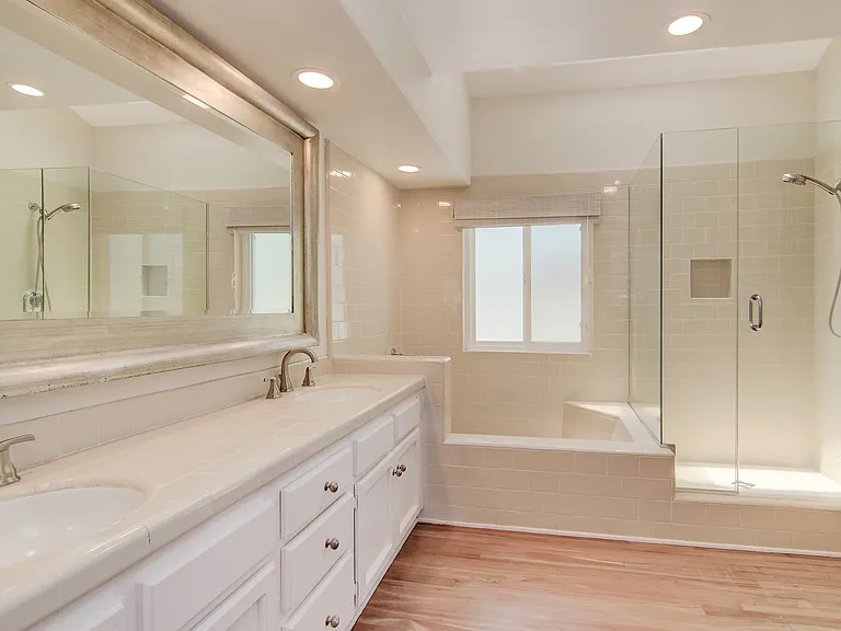 24261 Cascades Dr — Photo 23