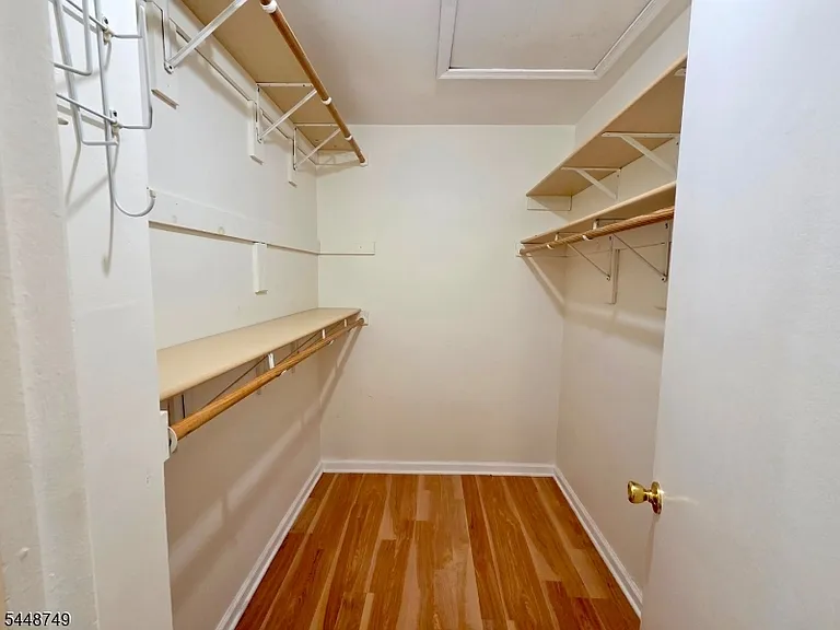 200 Bamburgh Ct — Photo 23