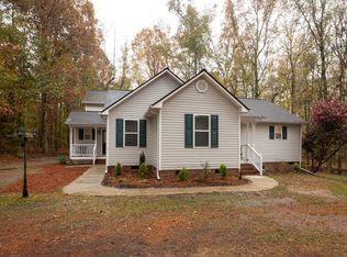 508 Old Gold Pl, Fuquay Varina, NC 27526