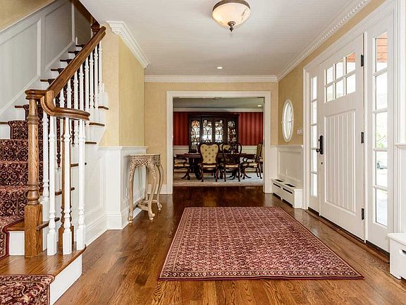 4th image of 16 Grouse Ln