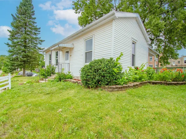 59 E Washington St, Winterset, IA 50273