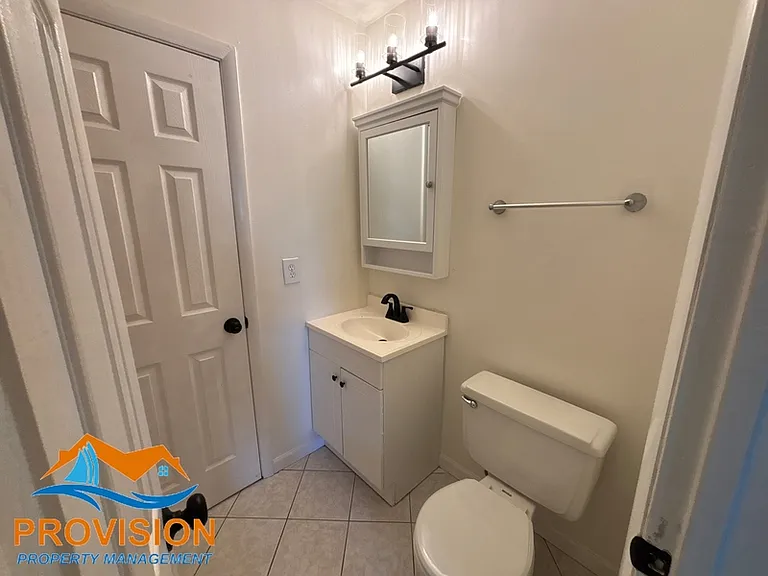 463 Longtowne Ct — Photo 12