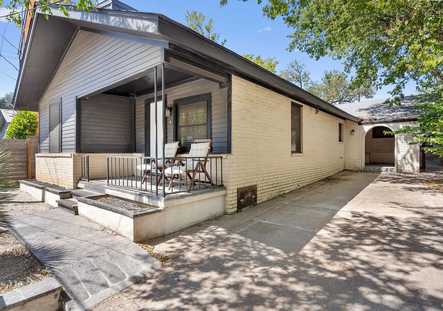 Great 3-Bedroom Home in East Austin — Photo 3