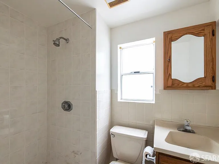 85 Dorchester Dr — Photo 31