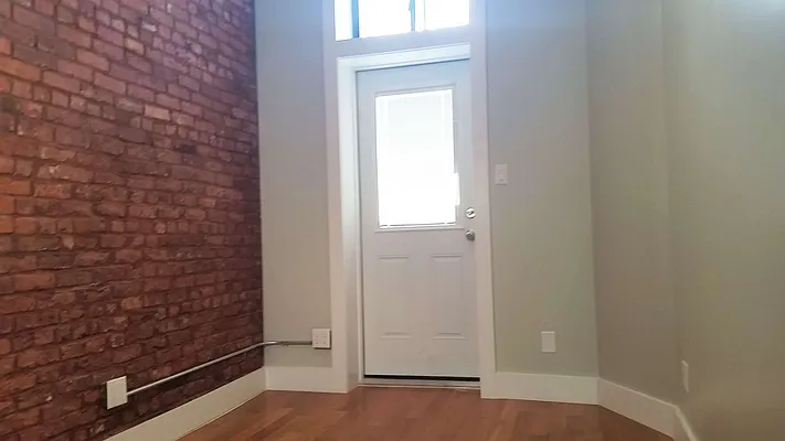 Rented by The Hamilton Group | media 20