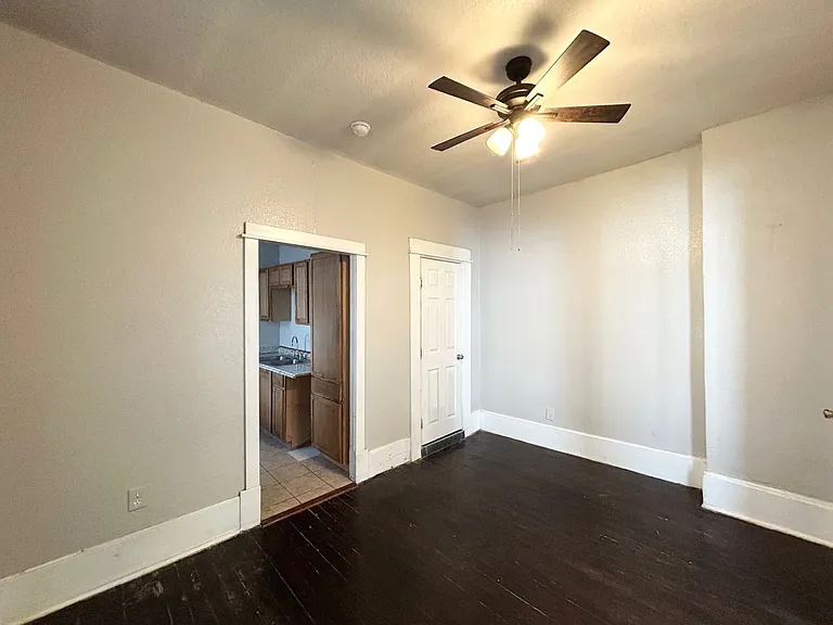 1716 N Olive St — Photo 10