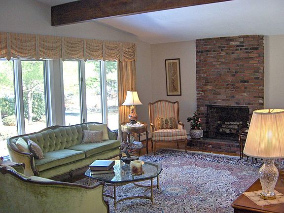 Bright, open Living Rm.