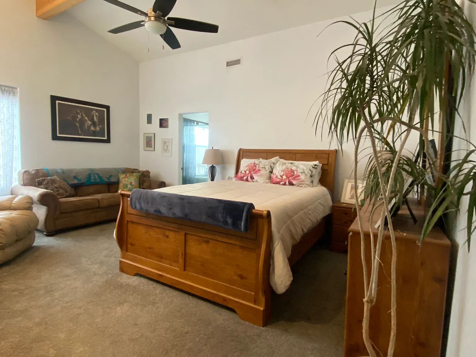 3 bed, 1470 sqft, $2,195 — Photo 3