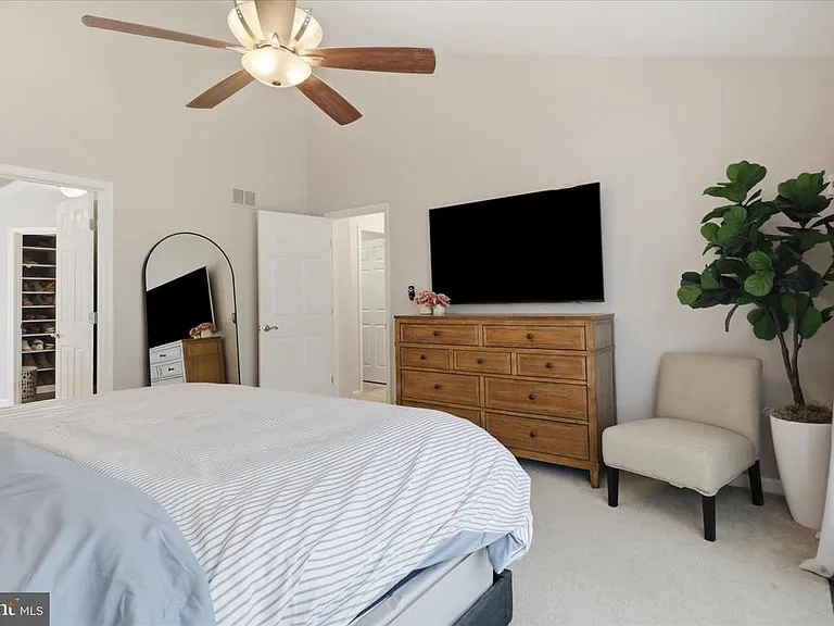 408 Huntfield Ct NE — Photo 18