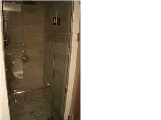 Rented by Evans Real Estate | media 18