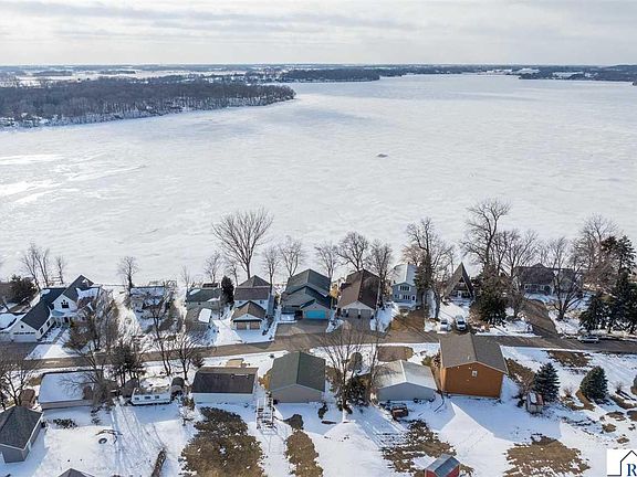 5th image of 125 Willow Point Dr