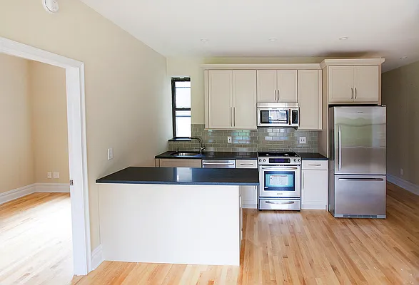 Rented by Pearl Estates | media 28