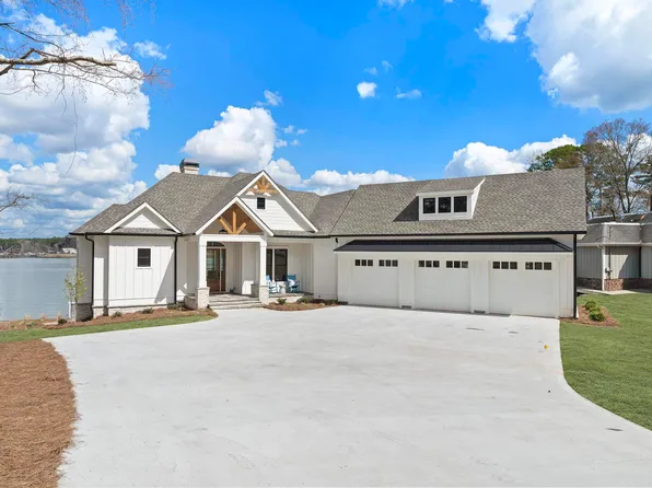 161 W Lakeview Dr, Milledgeville, GA 31061