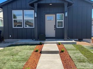 490 Snoopy Ln NE, Salem, OR 97301