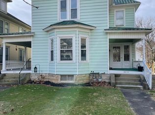 813 1/2 4th St, Marietta, OH 45750