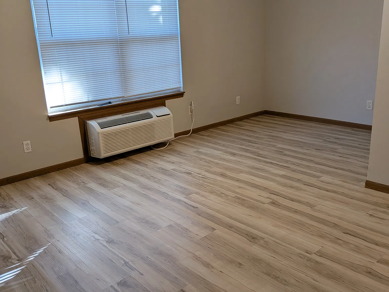 Studio, 588 sqft, $825 — Photo 4