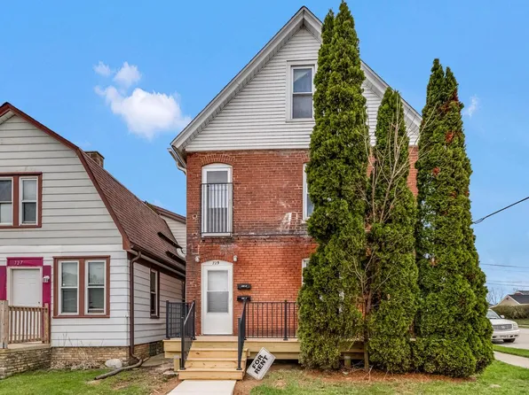 729 Montana AVENUE, South Milwaukee, WI 53172