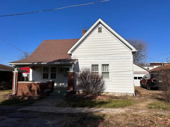 204 E Sycamore St, Westport, IN 47283