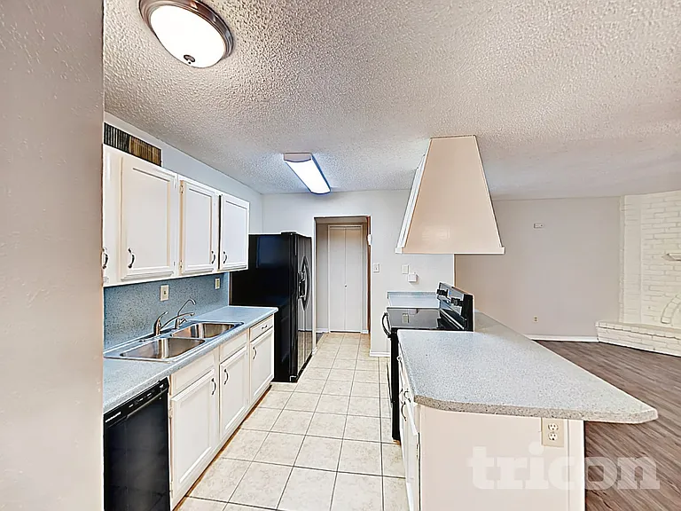7309 Hedge Dr — Photo 7