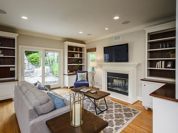 3rd image of 1423 Balboa Ave