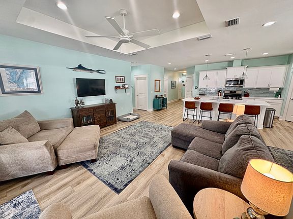 5th image of 454 Locksley Dr