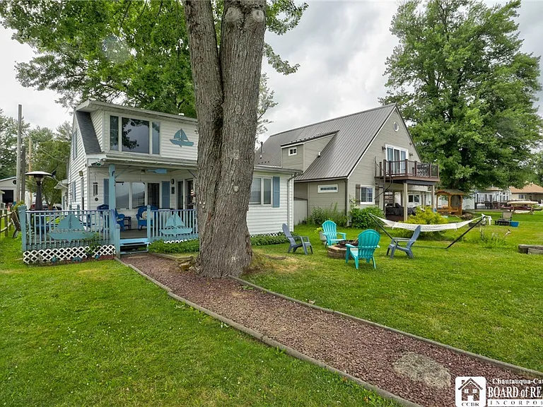 2372 Lakeside Dr — Photo 44
