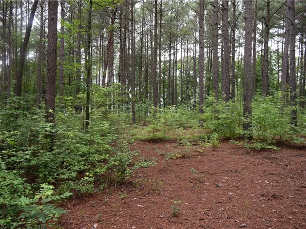1754 Southpoint Ln, New London, NC 28127
