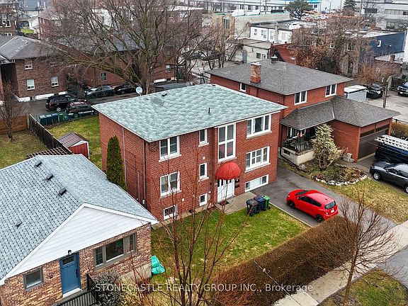 4th image of 10 Woodbury Rd