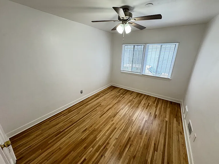 439 N Spaulding Ave — Photo 13
