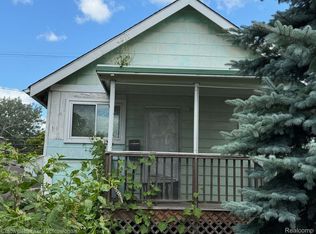 17703 Wood St, Melvindale, MI 48122