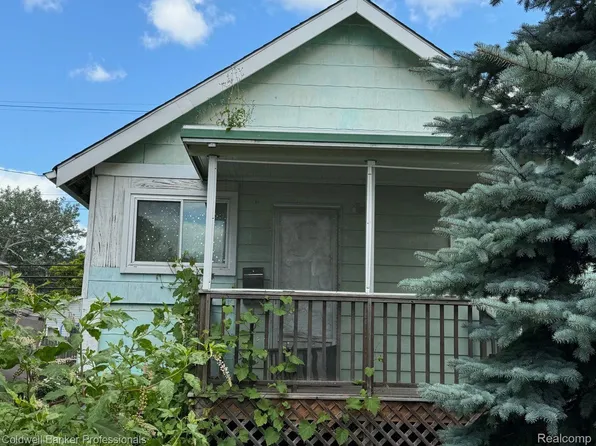 17703 Wood St, Melvindale, MI 48122