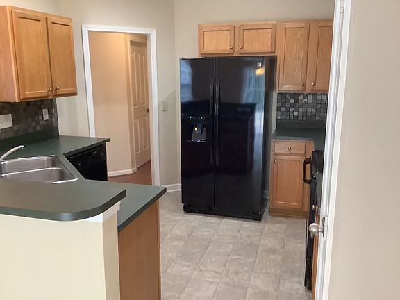 2nd image of 314 Blue Heron Cir